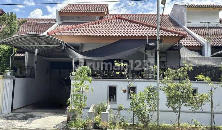 For Sale, Ready-to-Occupy House in Manyar Jaya View City For Sale, Ready-to-Occupy House in Manyar Jaya View City