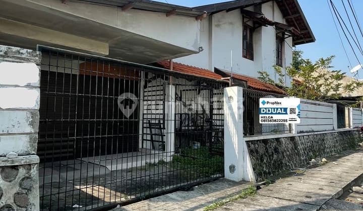 Rumah Luas Dukuh Kupang Timur, Renovasi Jadi Hunian Impian