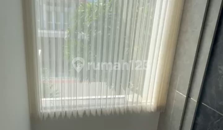 Dijual Rumah Semi Furnish di Brisbane Grand Pakuwon