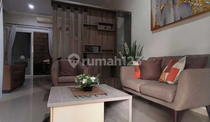 Rumah Disewakan di Purimas. 2 Lantai. Dekat MERR. Surabaya Timur