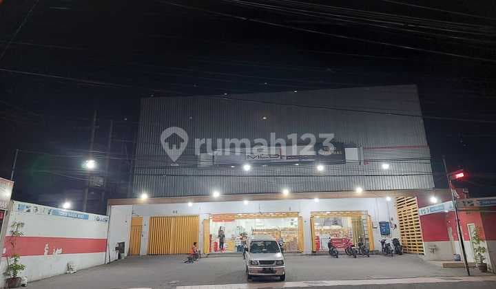 Ruko Komersil Cocok untuk Supermarket atau Minimarket Lokasi Strategis di Jl Raya Sepanjang