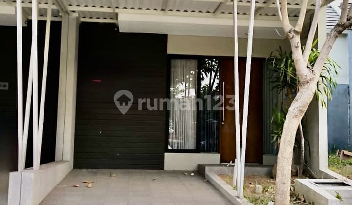 DISEWAKAN RUMAH NORTHWEST PARK SEMI FURNISH 2KT BAGUS CITRALAND