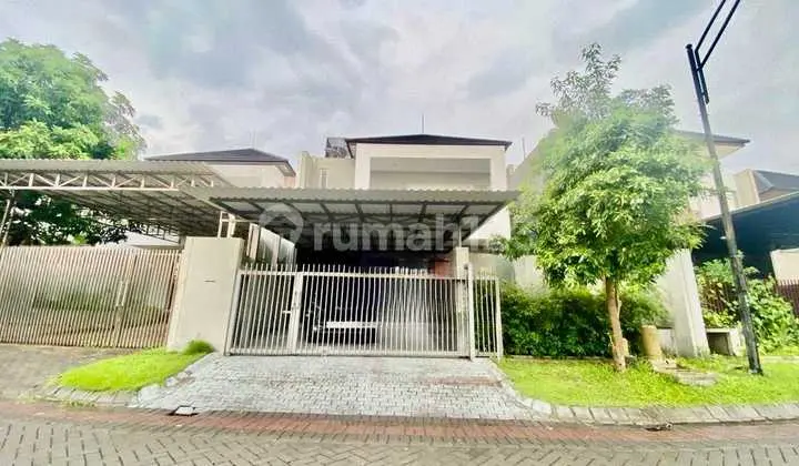 For Sale Modern Minimalist Graha Famili House 4BR Furnished Near Nashos