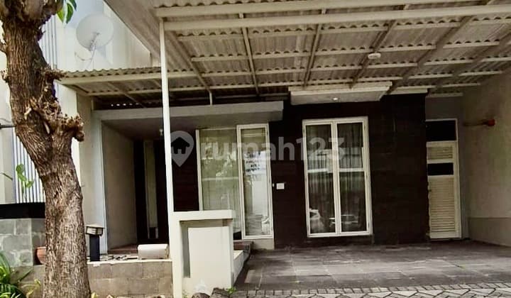 JUAL SEWA RUMAH ROYAL RESIDENCE 3KT SEMI FURNISHED WIYUNG PAKUWON MALL