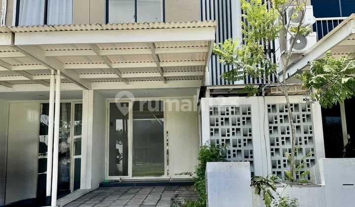 Dijual Rumah Royal Residence Oakwood Wiyung 2 Lantai View Danau
