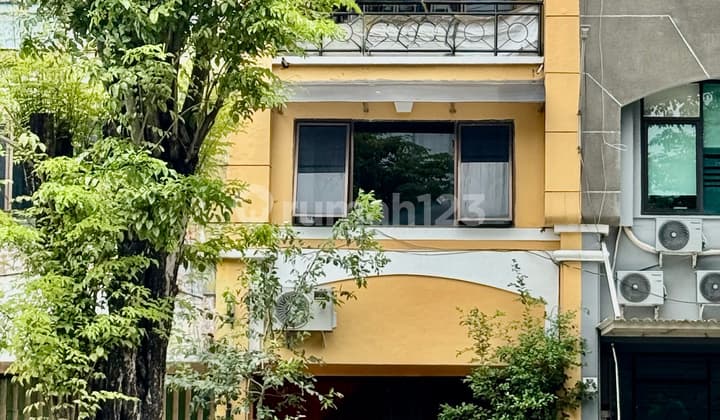 Jual Sewa Ruko Vila Bukit Mas Kosongan 3 Lantai Dekat Tol Satelit