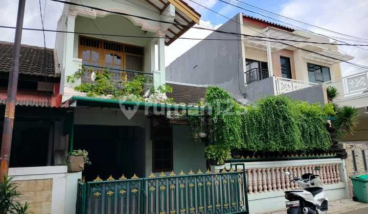 Rumah Siap Huni 1½ Lantai, Semi Furnish di Galaxy, Bekasi Selatan