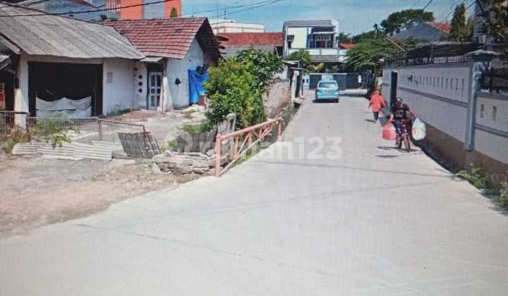 Lahan Tanah Sangat Strategis Dekat dengan Pusat Perbelanjaan