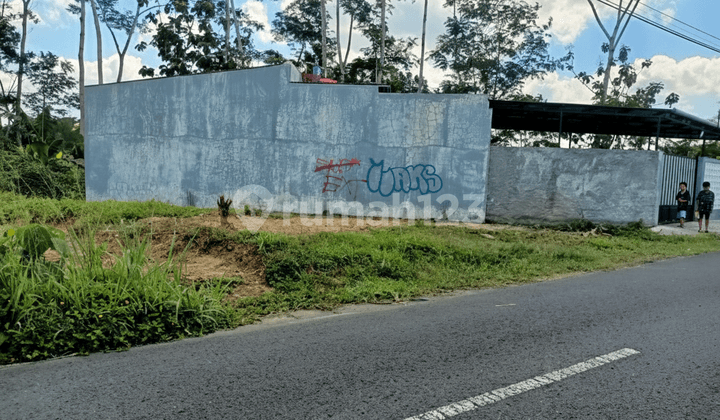 Lahan Tanah di Jalan Raya Sidomulyo Godean, Daerah Istimewa Yogyakarta