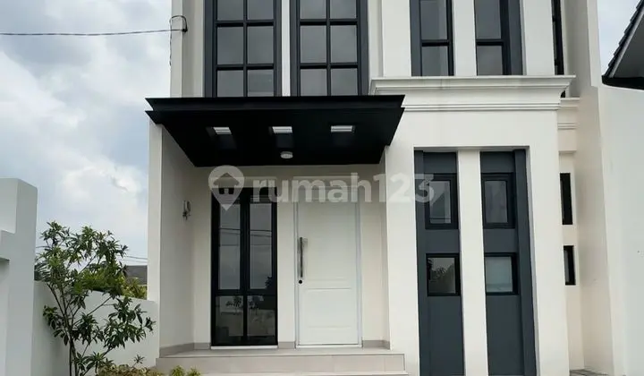 Rumah Mewah Dan Cantik Di Dalam Perumahan Kemang Pratama, Bekasi