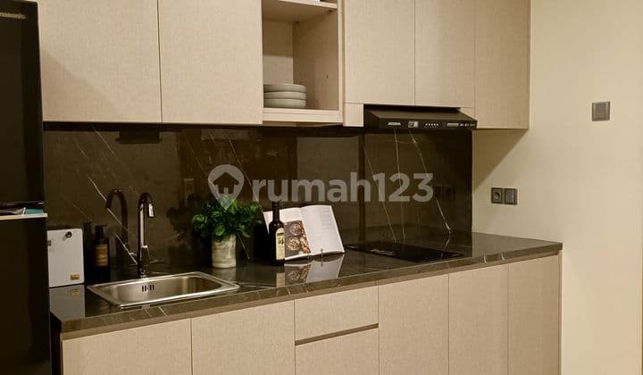 Apartement UPPER WEST 2BR Siap Huni di BSD City, Full Furnished, DISKON PPN!