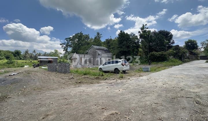 Tanah SHM Jogja Jl Boyong, Siap AJB Bonus View Merapi