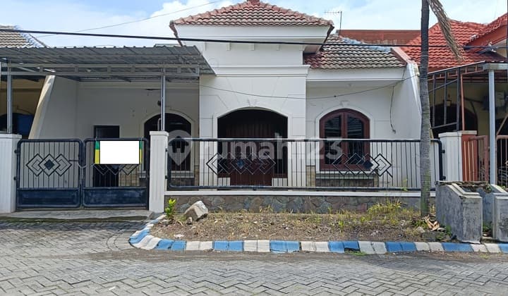 Cottage House Tjandra Watermelon New Renovation, Pondok Chandra, Pondok Candra