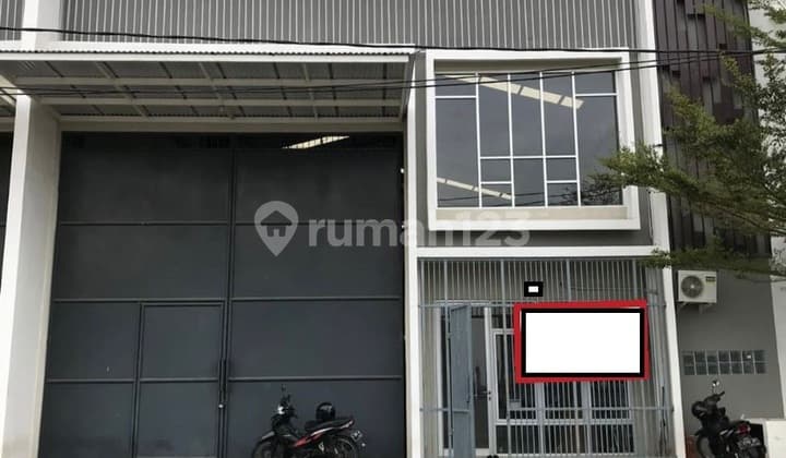 For Immediate Sale: Ready-to-Use Warehouse with Access - Kebomas, Gresik