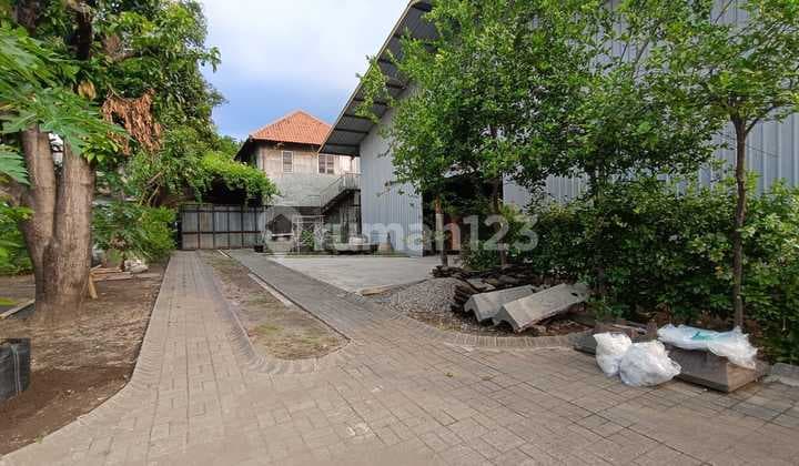 Gudang hitung Tanah Raya Mastrip Cocok Untuk Showroom, Bengkel, Industri, Sport Center Dekat Tol Gunungsari