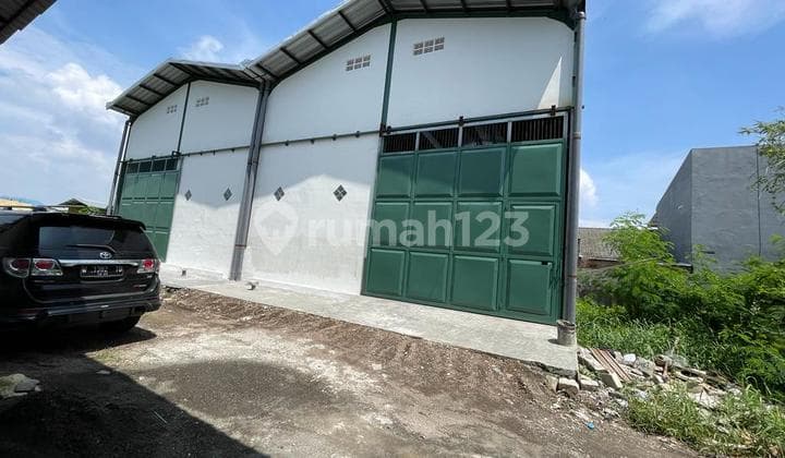 Gudang di Tropodo, Waru Area Pergudangan