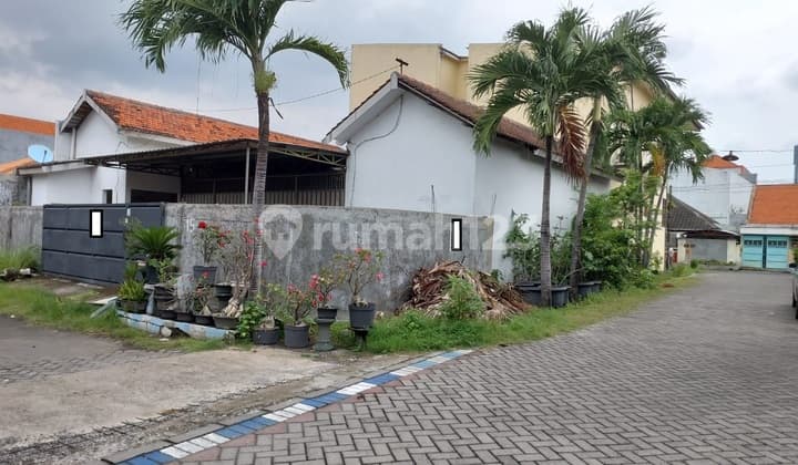 Suitable for an Online Warehouse, accessible by roads for small trucks, DUKUH KUPANG, near Raya Simo Gunung, Bukit Darmo, Mayjen Sungkono.