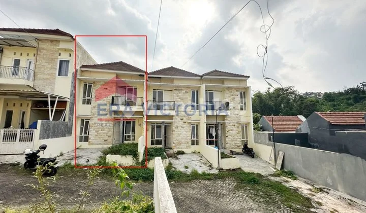 Rumah 2 Lantai Daerah Dau Dekat Dengan Tempat Wisata
