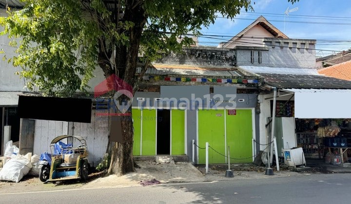 Dijual Rumah Dengan Bangunan Toko Tepi Jalan Raya Daerah Tanjungrejo