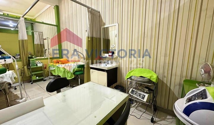 Shop House, 1 Floor, Freehold Title, in Karangploso Strategic Location