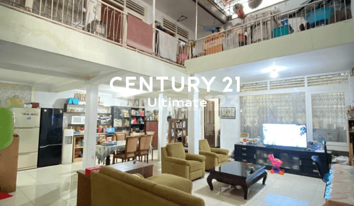 Rumah Nyaman Dan Tenang Di Dekat Alun Alun Malang Kota