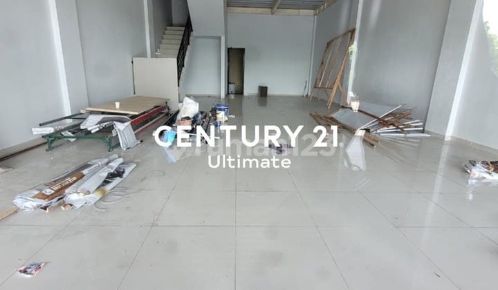 Disewa Ruko Elite di Perumahan Tidar Malang, Lebar Ruko 7 Meter