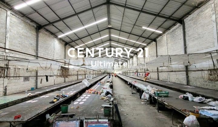 Bangunan Ex Pabrik Konveksi Di Malang Dekat Dieng, Bandulan