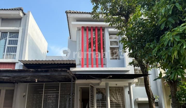 For Sale: House in Serenade Lake Gading Serpong