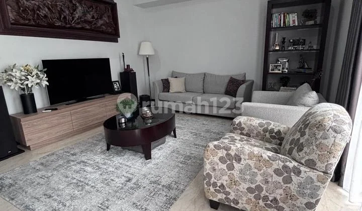 Disewakan Cepat Rumah Full Furnished Cakep The.zora Bsd City