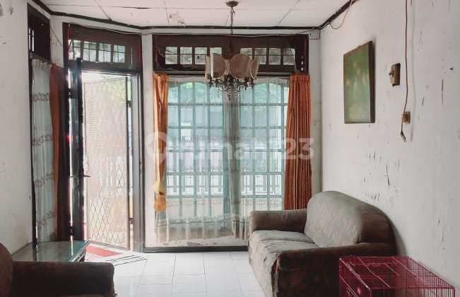 Dijual Rumah Standard Depan Mall Kelapa Gading