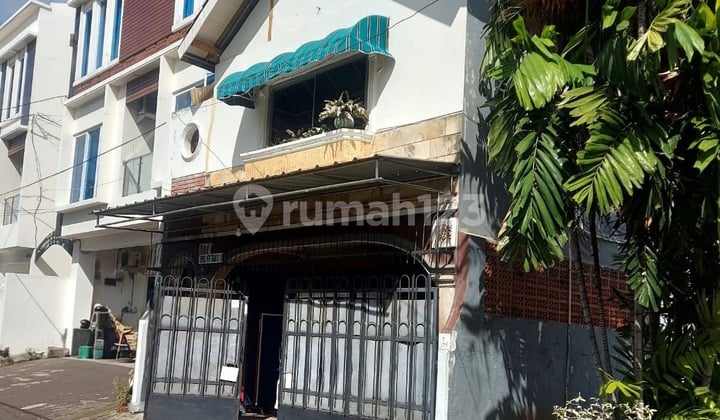 Dijual Rumah di Cempaka Putih Tengah