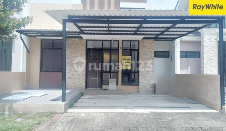 Turun Harga Rumah di Villagio Dekat Kampus Esa Unggul