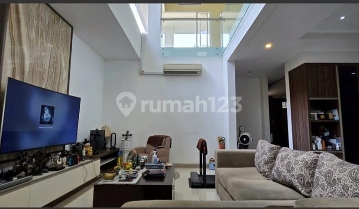 Rumah Mewah 2 Lantai Eksklusif di Taman Biduri, Permata Hijau, Siap Huni Permata Hijau, Jakarta Selatan