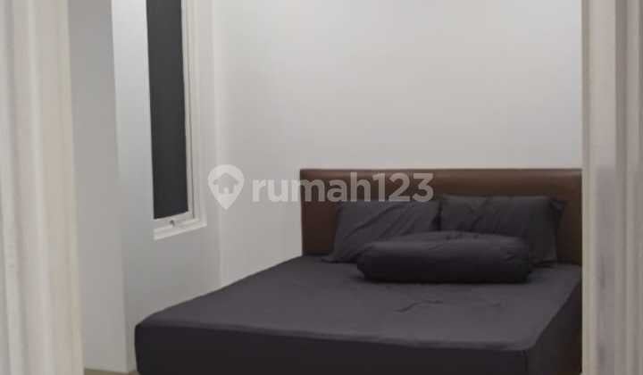 Rumah 2 Lantai di Perumahan Modernland Tangerang