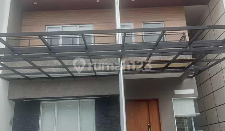 Rumah 2 Lantai di Cluster Onyx Alam Sutera, Tangerang Selatan