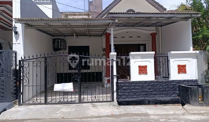 Rumah Cantik Siap Huni di Bukit Mahoni Jonggol