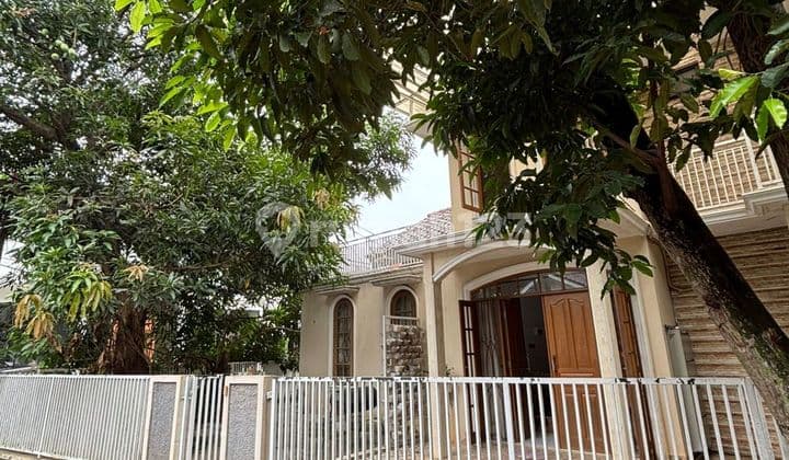 Rumah Lokasi Strategis Siap Huni.bintaro