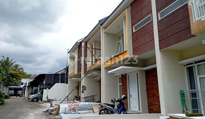 Villa Kota Batu Dekat Tempat Wisata Depan Jatim Park