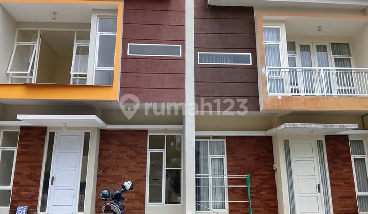 Jual Villa Batu Murah