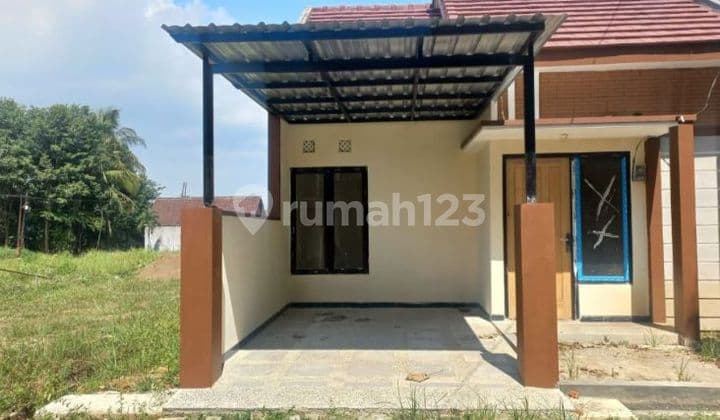 HUNIAN DENGAN DESAIN MODERN MINIMALIS SHM