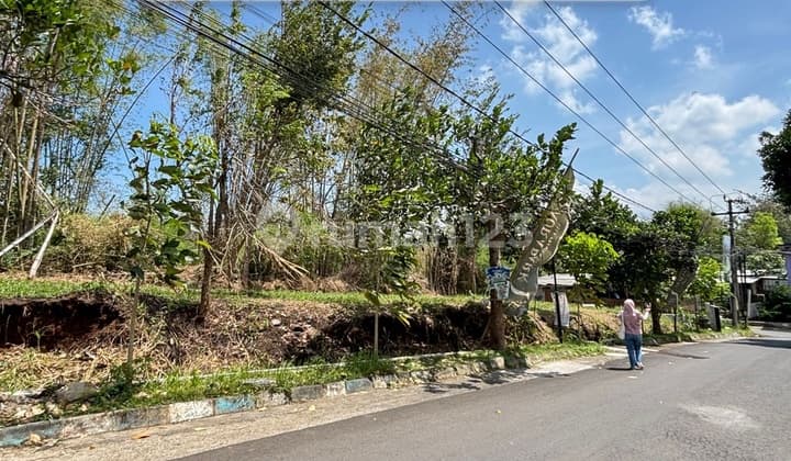 Tanah kavling poros jalan, dekat dengan sekolah internasional