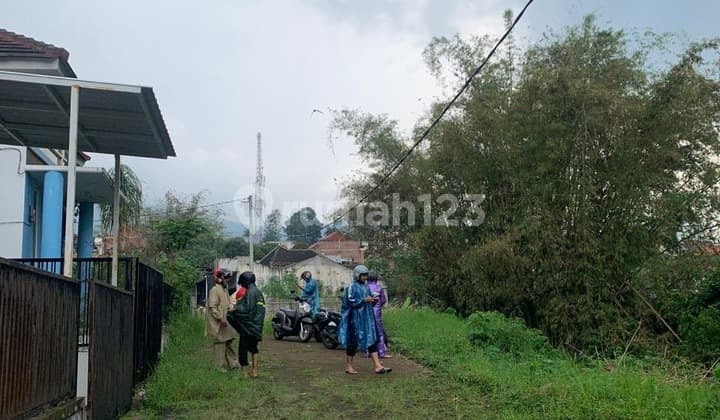 Villa Dekat Lokasi Wisata di Kota Batu Lokasi Asri