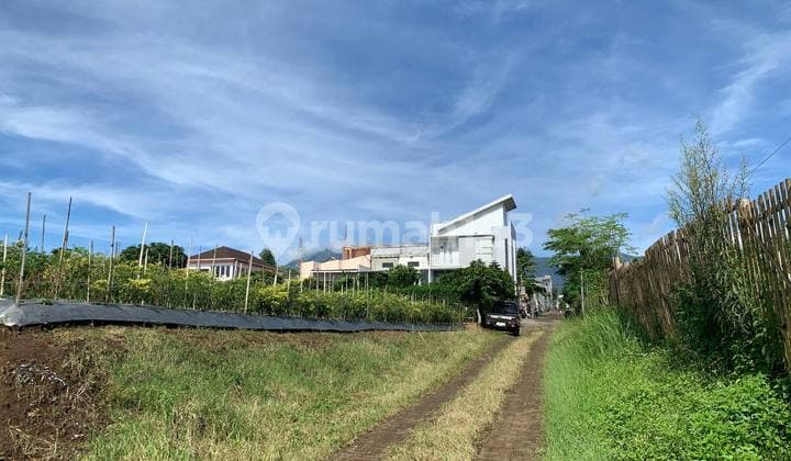 Full View Land Plots in Malang City Residential Area