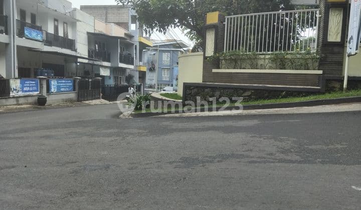 12 Kamar Rumah Kost Dekat Kampus SHM