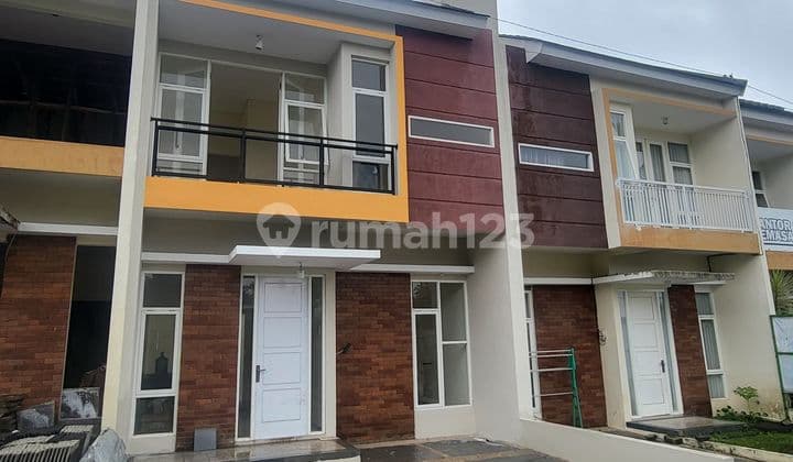 Villa Eksklusif dengan Konsep Private Residence