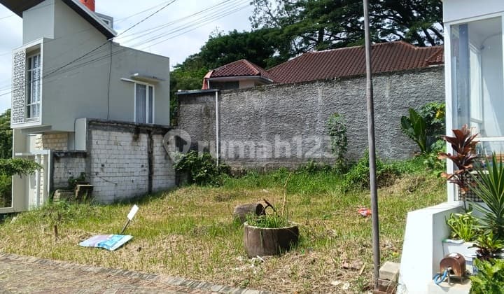 Villa SHM Full Furnish Nyaman untuk Hunian Keluarga