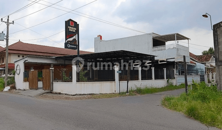 Dijual Ruang Usaha Dekat Ums, Laweyan Solo