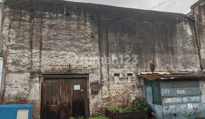 Dijual Tanah Bonus Bangunan Di Sayap Veteran Kota Solo