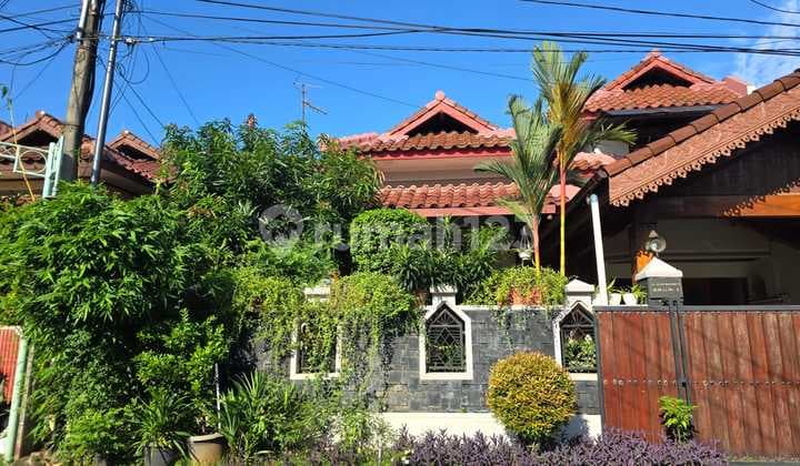 Rumah Mewah di Jatiwaringin, Jaktim