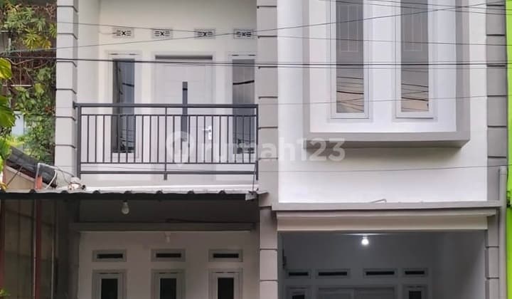 Dijual Rumah di Graha Bukit Raya Cimahi